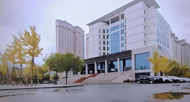甘肃这所大学，自愿从大学降为学院，却“因祸得福”成功升为本科