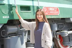 俄罗斯外教娜塔莎：最大成就是得到学生的认可图片