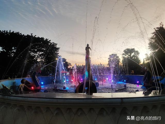 搭乘高铁去老挝，老挝旅行日记：万象（玉佛寺、昭阿努翁公园）