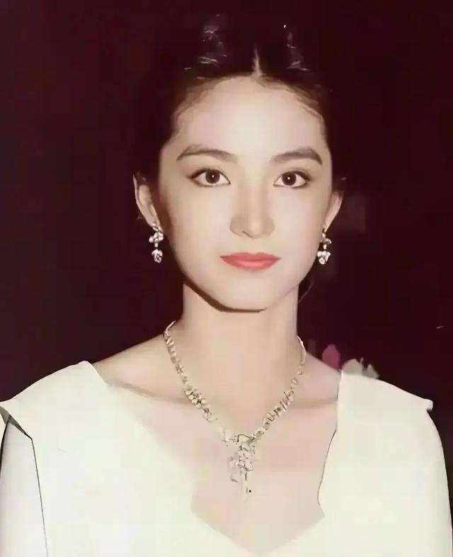 中国第一美人！年轻时倾国倾城，经过岁月洗礼，现在却老的认不了