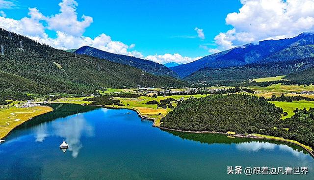 《八进西藏》空中俯瞰林海牧歌里，藏着鲁朗的宁静