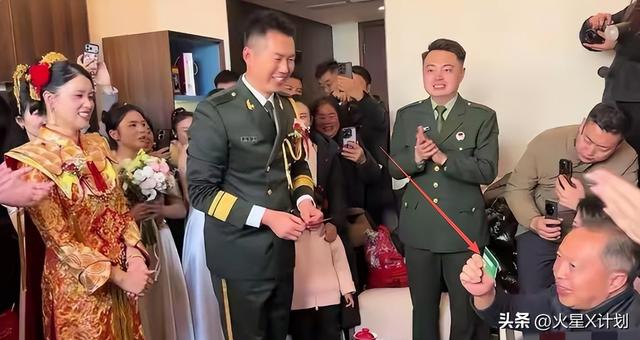 最帅升旗手张自轩大婚不到24小时，荒唐一幕出现	，新娘受无妄之灾