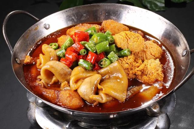 这绿了吧唧的东西看着恐怖，但你绝对吃过它的同类！