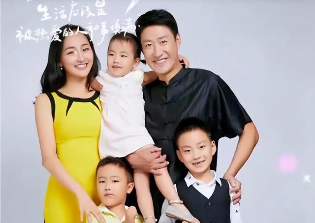 原来他们是夫妻，恩爱十三年不温不火，演完《生万物》终于红了