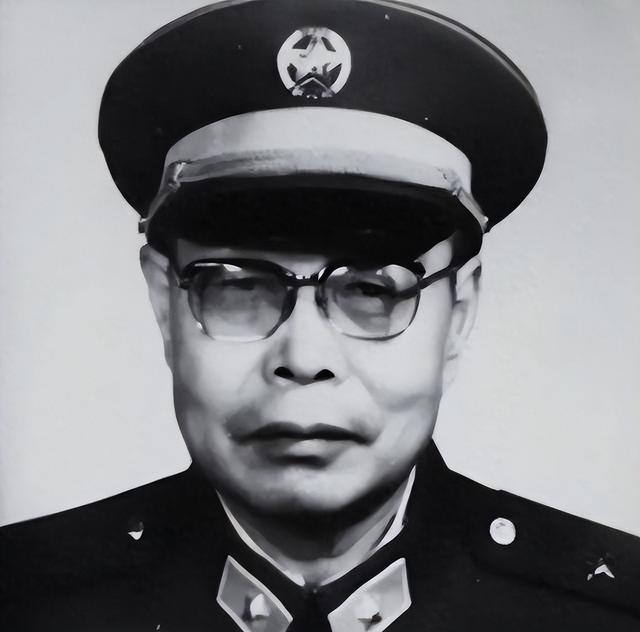 至今健在的开国将帅只剩一位，已经102岁高龄，身体依旧健朗