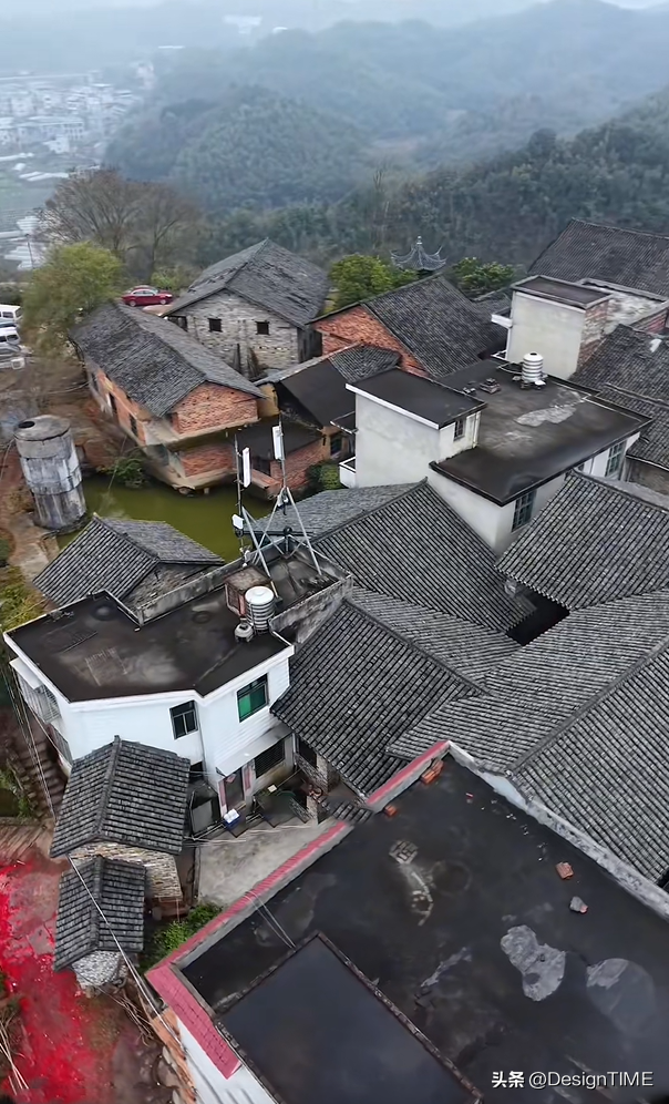 巨石顶上400年，湖南最“悬”的村庄！媳妇难娶，风景绝了！