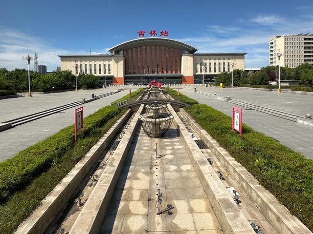 图说江城——吉林市的三十个广场