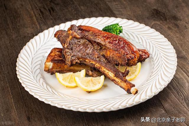 达达线经典自驾路线，解锁人少景美的秋日童话