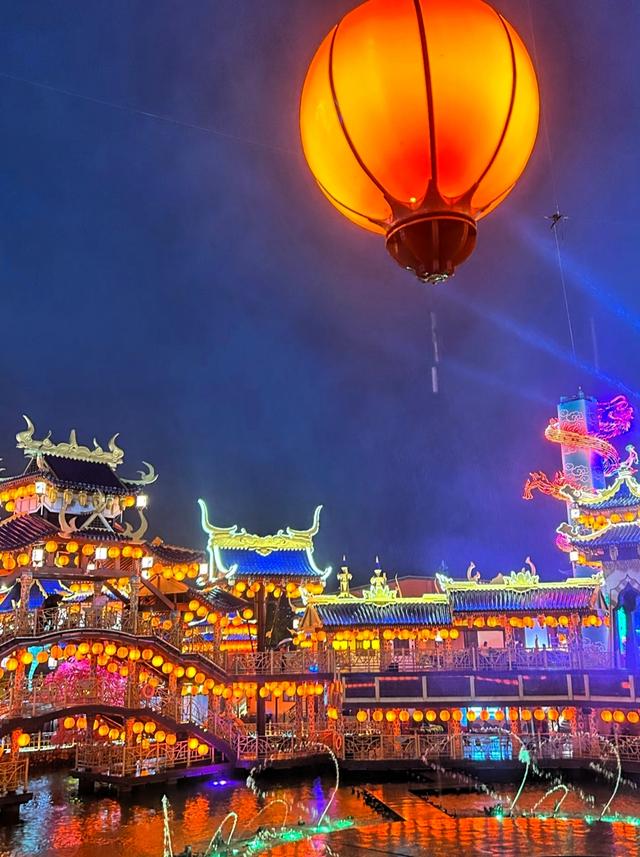 今年国庆假期有个现象挺反常的，大家发现了没？