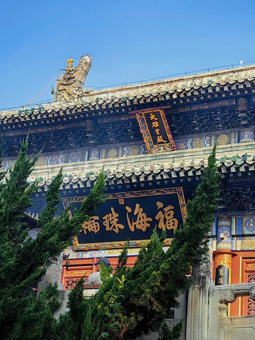 千年古刹潭柘寺：北京最早佛教寺庙的历史传奇与文化魅力