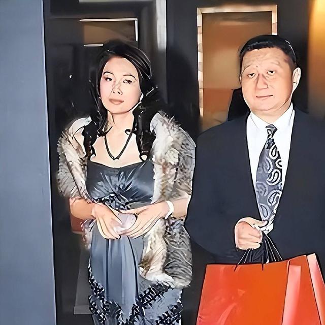 包养情人无数	，娶初中同学女儿为妻，玩老婆闺蜜，孙道存有多放荡