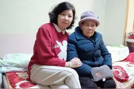 感动重庆｜13年如一日 重庆媳妇“唤醒”植物人婆婆 帮她重新站起来图片