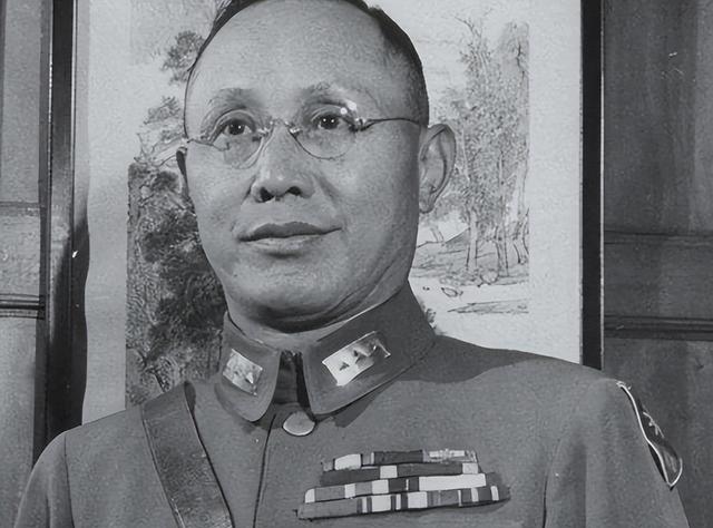 他是国军总司令	，毛主席唯独不接受他投降，老蒋：我也想杀了他