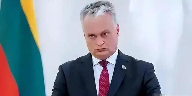 比美国还嚣张的国家出现，禁止所有中国外交官入境，不让统一