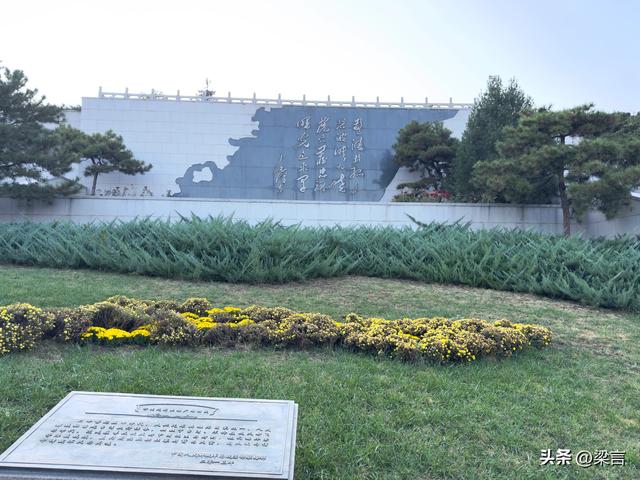 西山无名英雄纪念广场