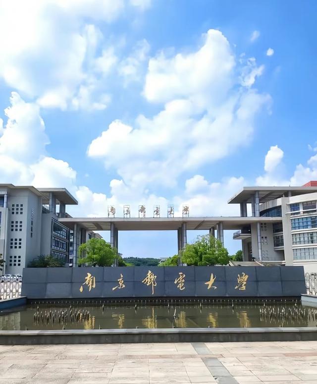 都说杭州比南京还要名气大，两地深度游后，才发现差距真的很大