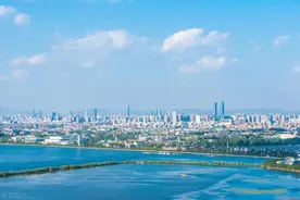 不去挤大理丽江，云南7个优质避暑城市，避暑旅居，超出预期图片