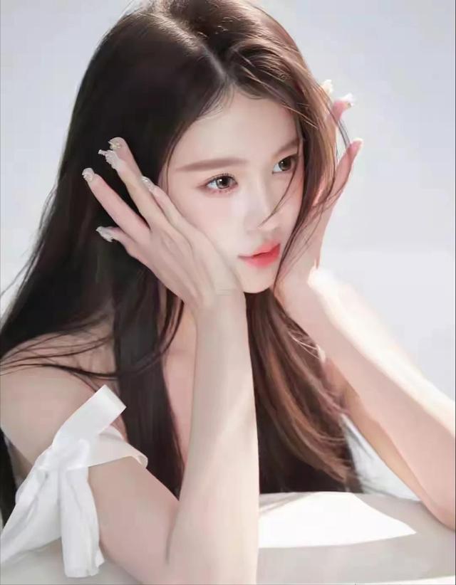 安徽一校花身高170cm，仙姿玉色，绝世佳人不过如此吧！