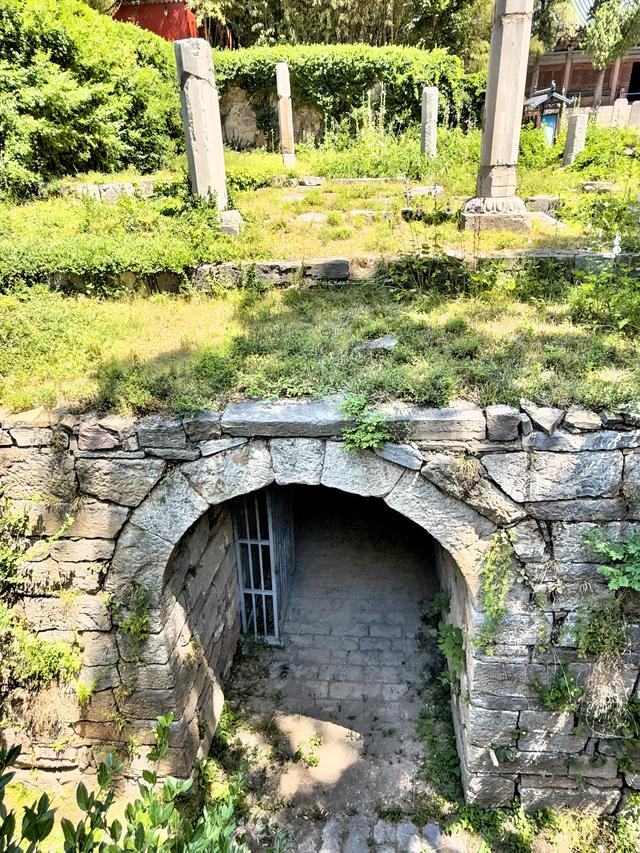 好寺灵岩(济南长清区灵岩寺)