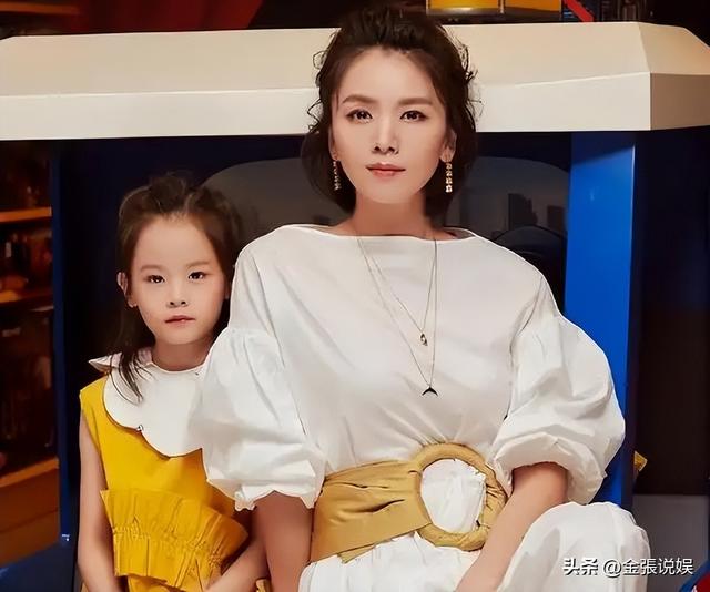 陈思诚爱惨了她，王凯迷恋着她，41岁成单亲妈妈的她活成了大赢家