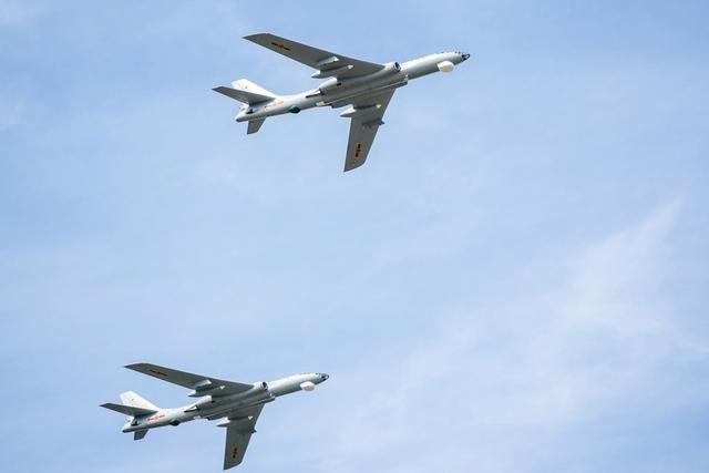 普京说到做到，日本最担心的一幕已出现，高市早苗向6国紧急求助