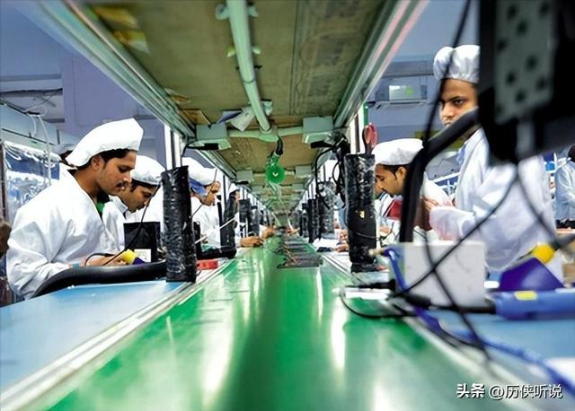 荷兰怎么敢的，对中国发起芯片战？被中国重击后，开始低头求和了