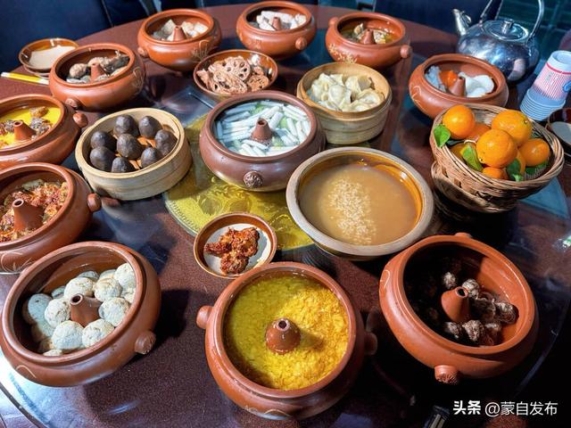 【外眼看云南】共赏千年古城烟火，中外自媒体达人眼中的“云南生活”