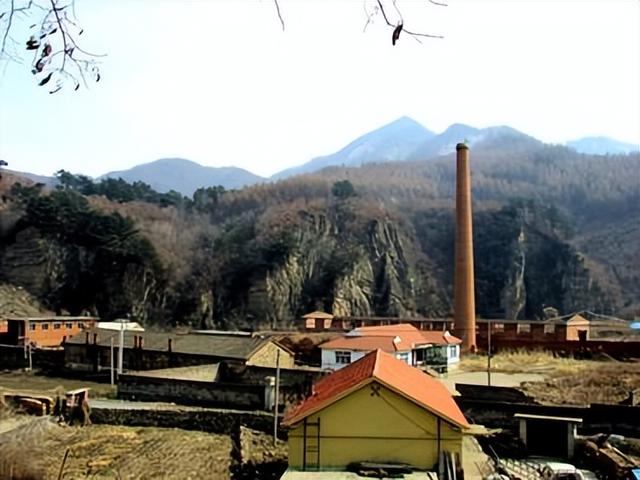 星罗棋布的小煤窑群——蘑菇窑乡-青山深处藏百宝（1）