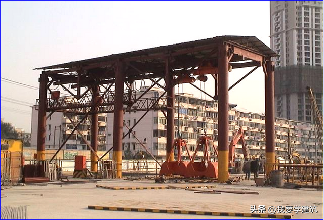软土地基逆作法施工技术介绍
