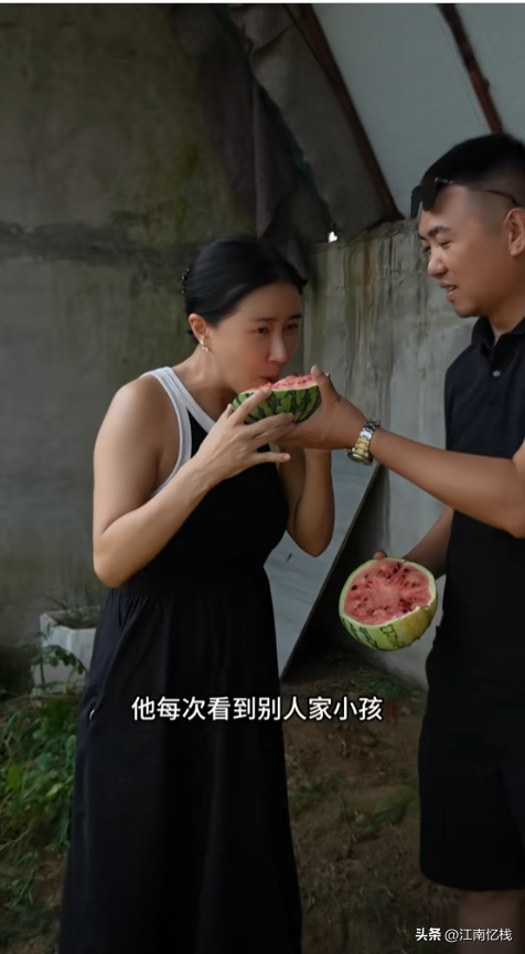 恭喜！43岁香港过气“艳星”再婚嫁山东小伙，火速造人肚子已显怀