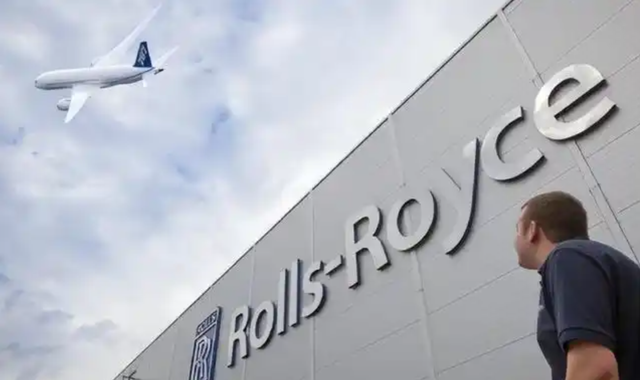 绝不向中国低头！宁愿裁员9000破产	，也不接受中国的帮助