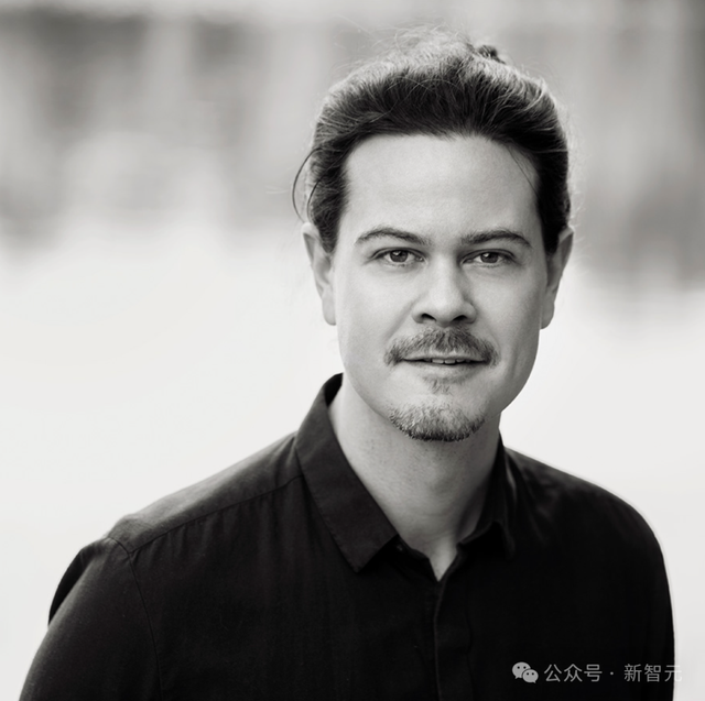 谷歌Dreamer大神离职！「辛顿门徒」自曝错过Transformer