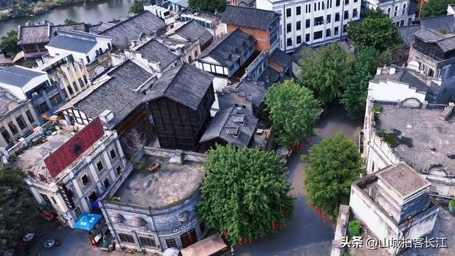 重庆因一部电影而生的4A景区，收取门票后，本地人几乎不去！