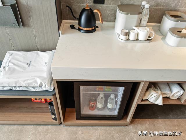 一个小时由河源来到相邻的难兄难弟梅州市