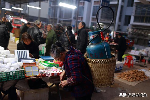 四川安岳除了摩崖造像，这里石羊镇的传统集市也是值得看看的