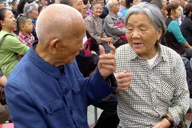 90岁长寿老人的忠告：人过60，坚持做好这3件事，或能与长寿有缘图片