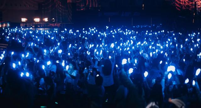 从周杰伦到NBA,lolm的3周年还能玩出多少花活