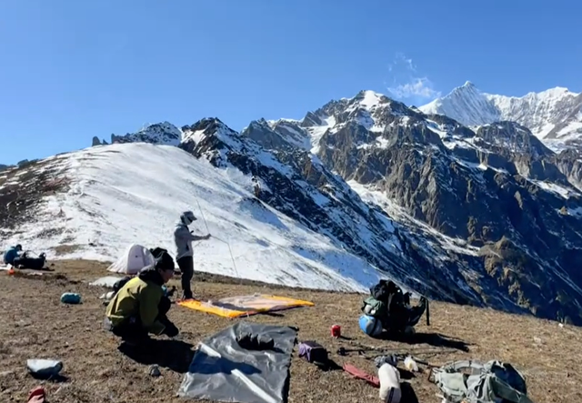 登山吐槽救命搭子后续：女子发文怒怼，大哥曝完整过程，网友炸锅