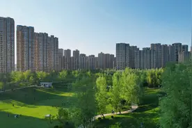 兰州碧桂园:半城荒野半城绿图片