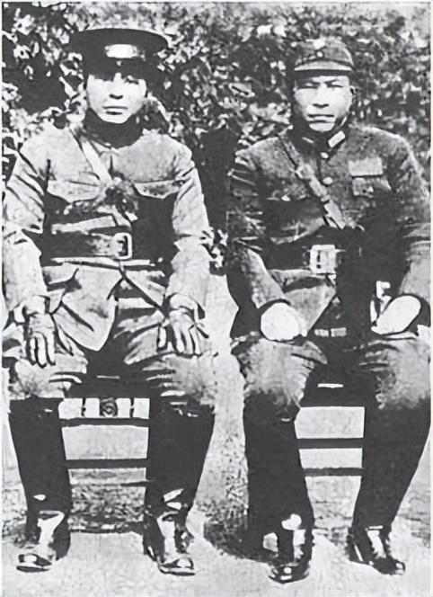 蒋介石唯独不敢动周恩来？如果动他：估计老蒋整个嫡系都得反!