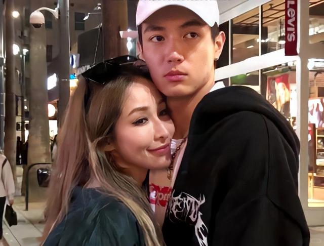 色字头上一把刀，"纵欲过度"的萧亚轩，终是为自己的行为买了单