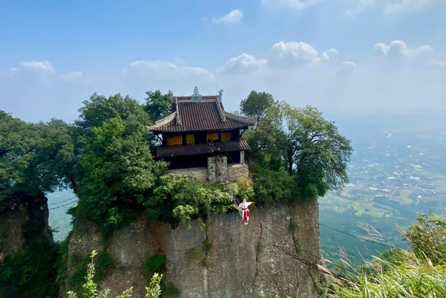 李白故里，肥肠之乡，这座川北小城真的被低估了