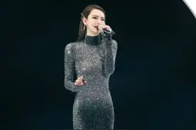 戚薇这身材绝美啊！简直就是国民女神级别的。图片