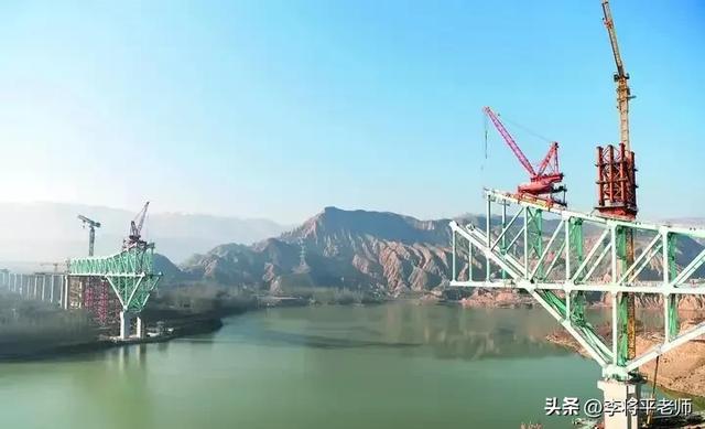 青海尖扎县大桥断裂，一座“世界第一”的坍塌，问题在哪？