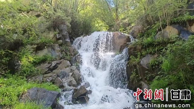 中新武威观丨毛藏初秋：斑斓山水间的温柔诗意
