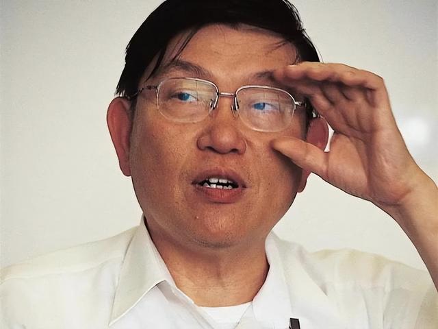 “中国半导体教父”张汝京，为回大陆造芯片，被开除台湾省户籍