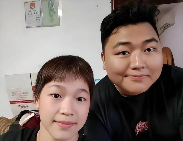 全红婵哥哥参加厨综后被淘汰，评论区一边倒，官媒都“无语”了