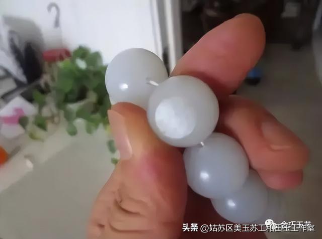 壕任性，一块8公斤的籽料车珠子！