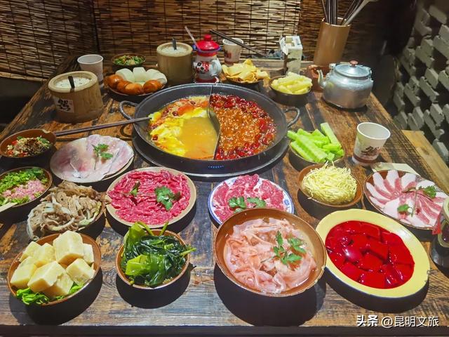 一半鸥气,一半锅气!立冬赴昆暗号:追完红嘴鸥就来顿火锅!下班就去~