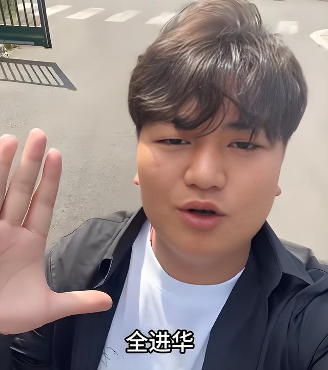 最新消息！全红婵新家施工进度曝光！高度已被邻居反超，满墙广告